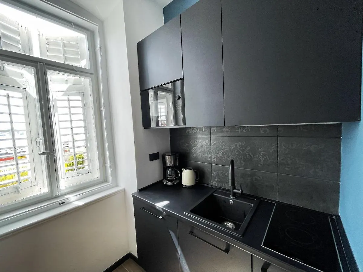Navis City Apartments Pula 0*,