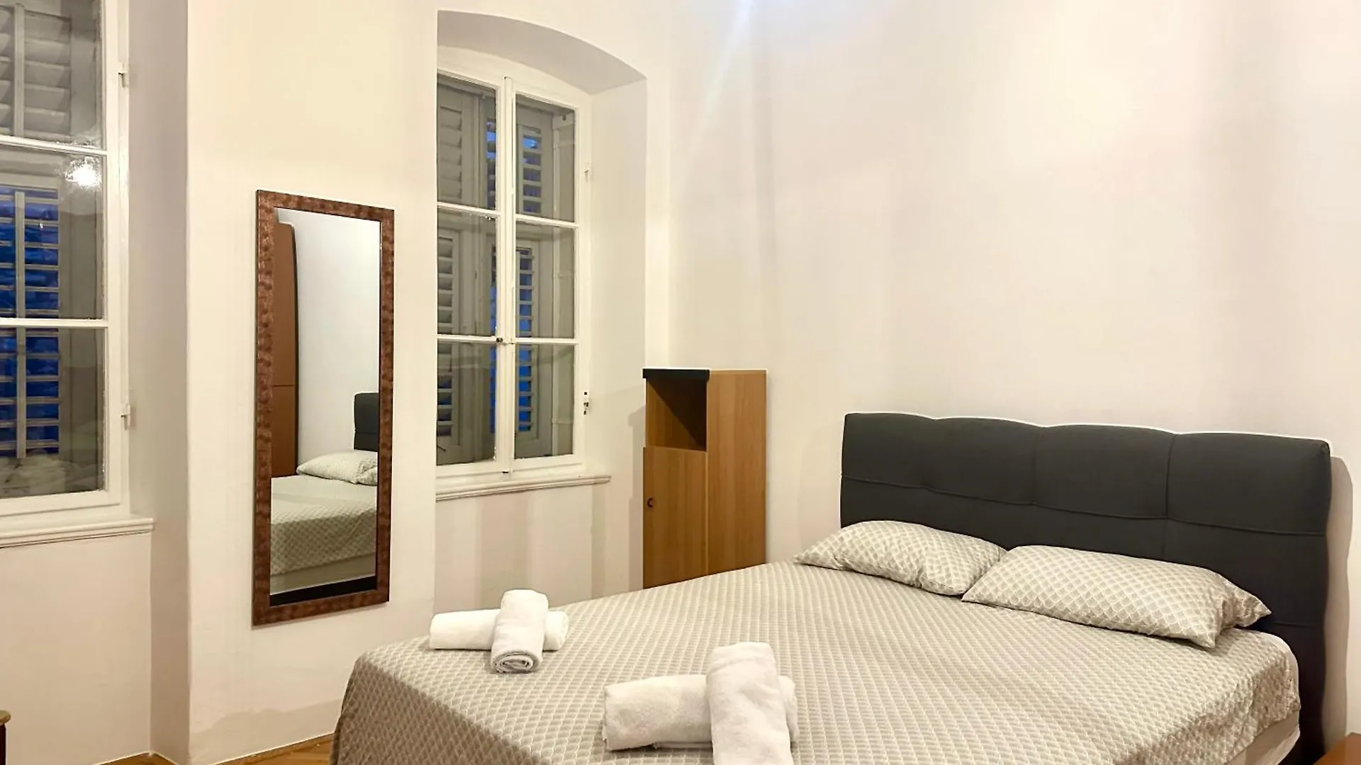Navis City Apartments Pula Croatia