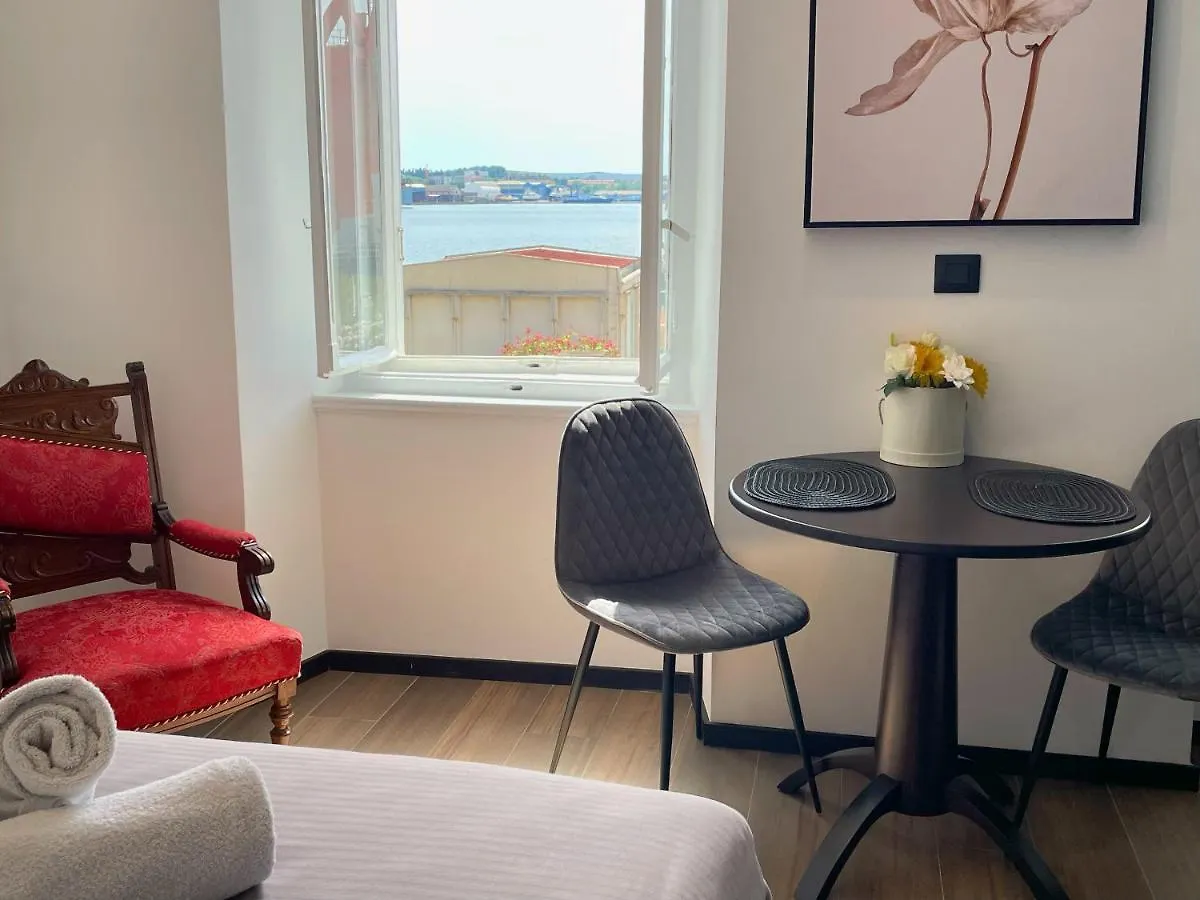 Navis City Apartments Pula
